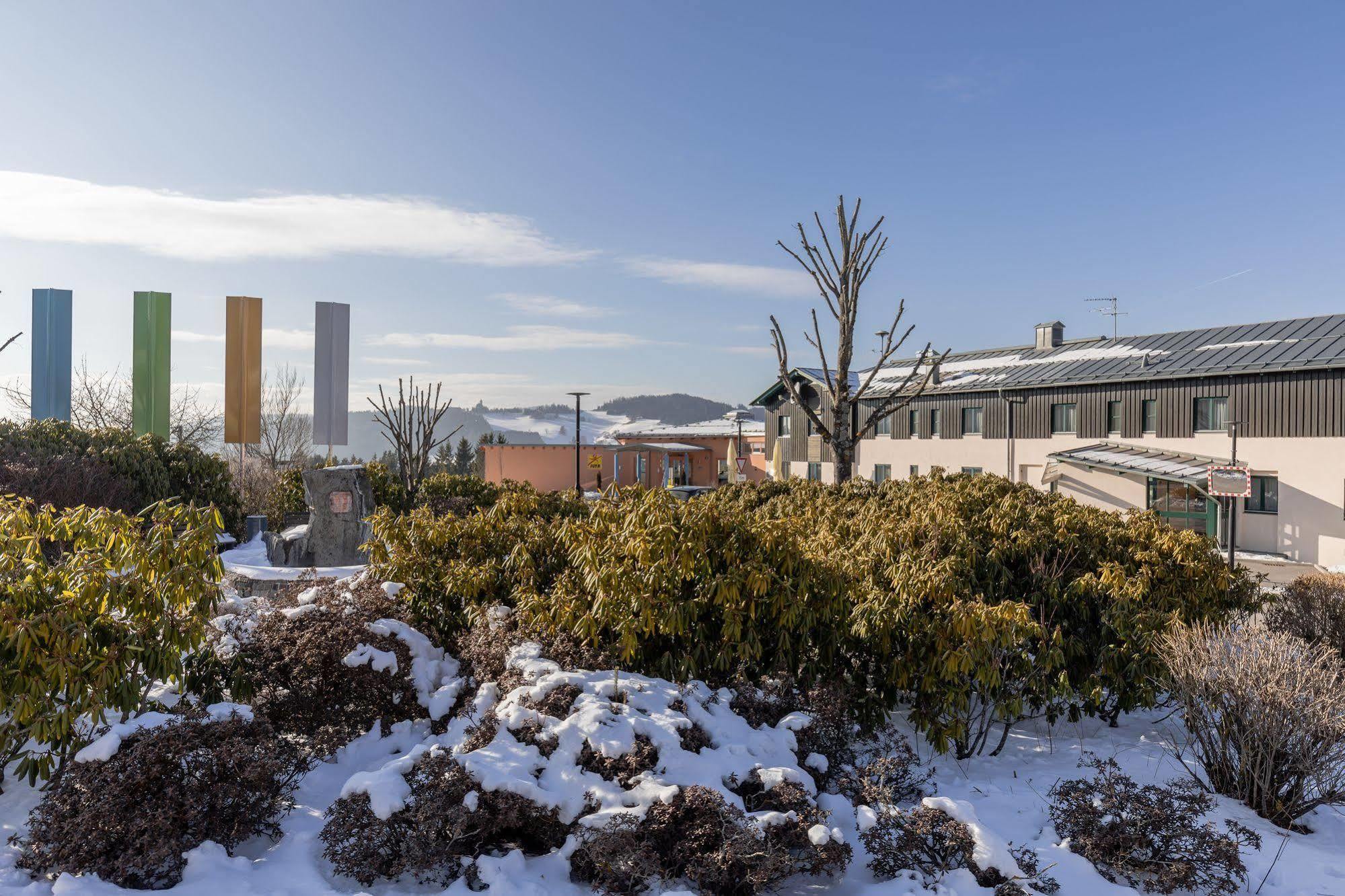 Jufa Hotel Knappenberg Ober-Gossen Exteriör bild